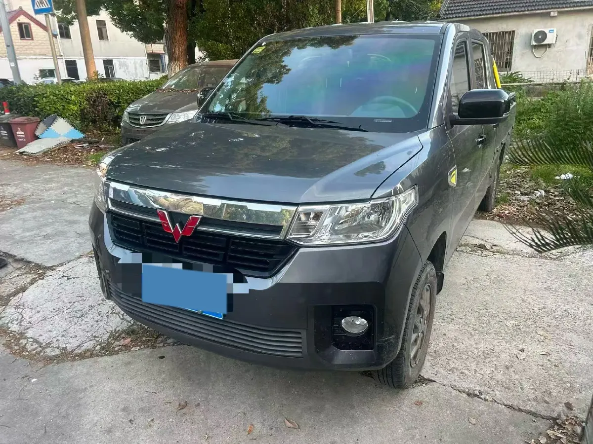 2021 WuLing ZhentTu 1.5L 99HP L4 5MT,autocango,china used car exporter,china ev exporter,chinese used car exporter,chinese used ev exporter