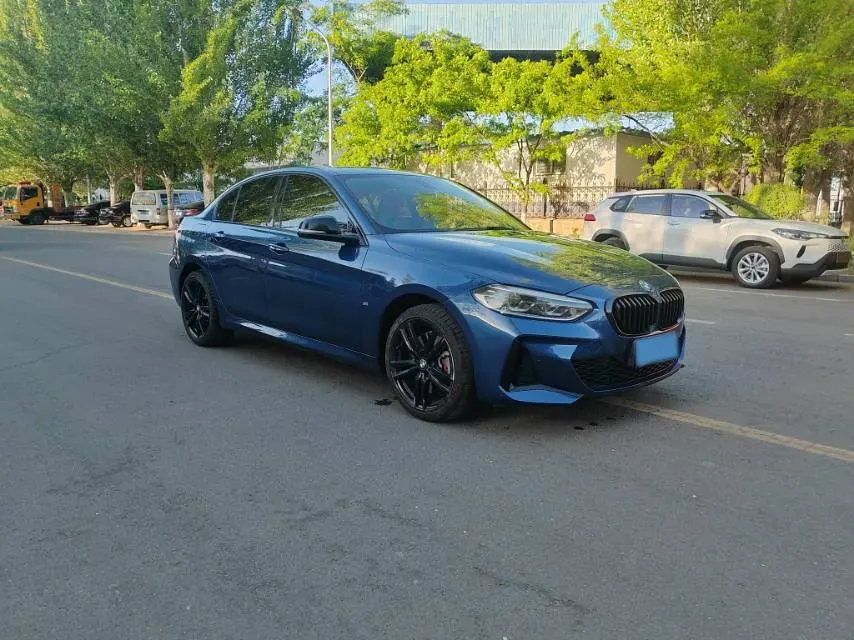 2021 BMW 1 Series 2.0T 192HP L4 7DCT,autocango,china used car exporter,china ev exporter,chinese used car exporter,chinese used ev exporter