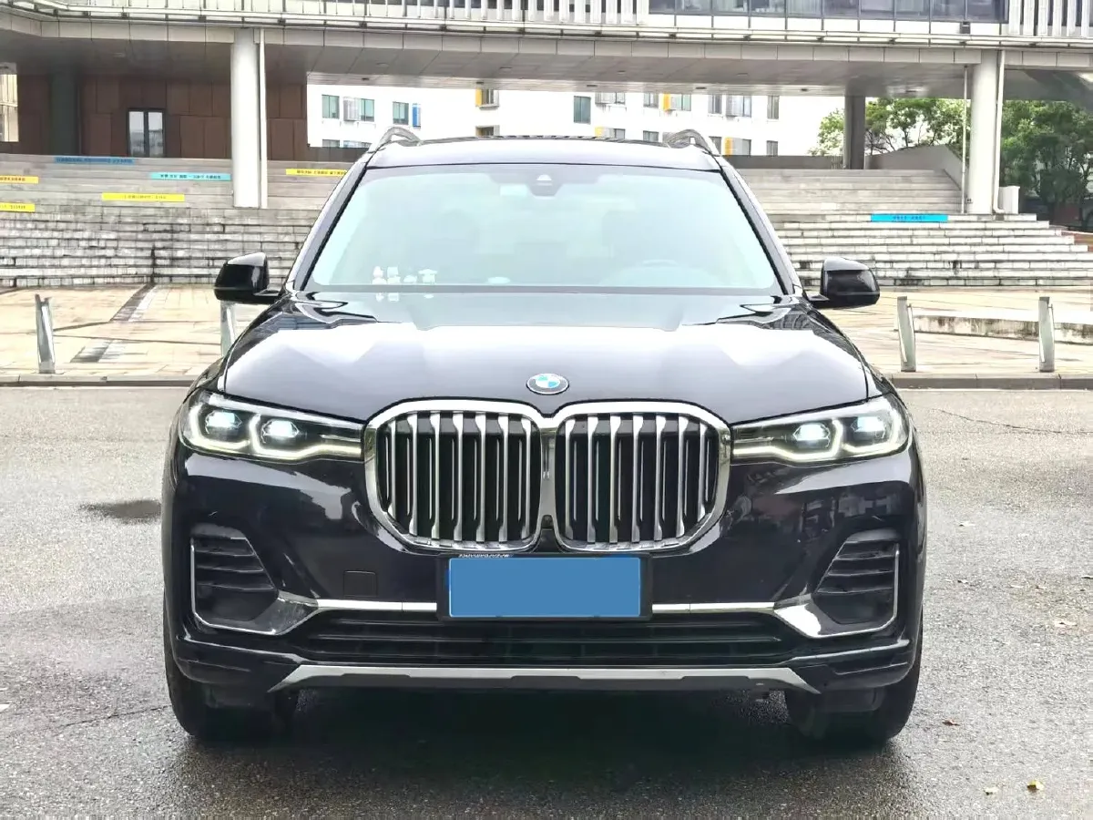 2021 BMW X7 3.0T 340HP L6 8AT,autocango,china used car exporter,china ev exporter,chinese used car exporter,chinese used ev exporter