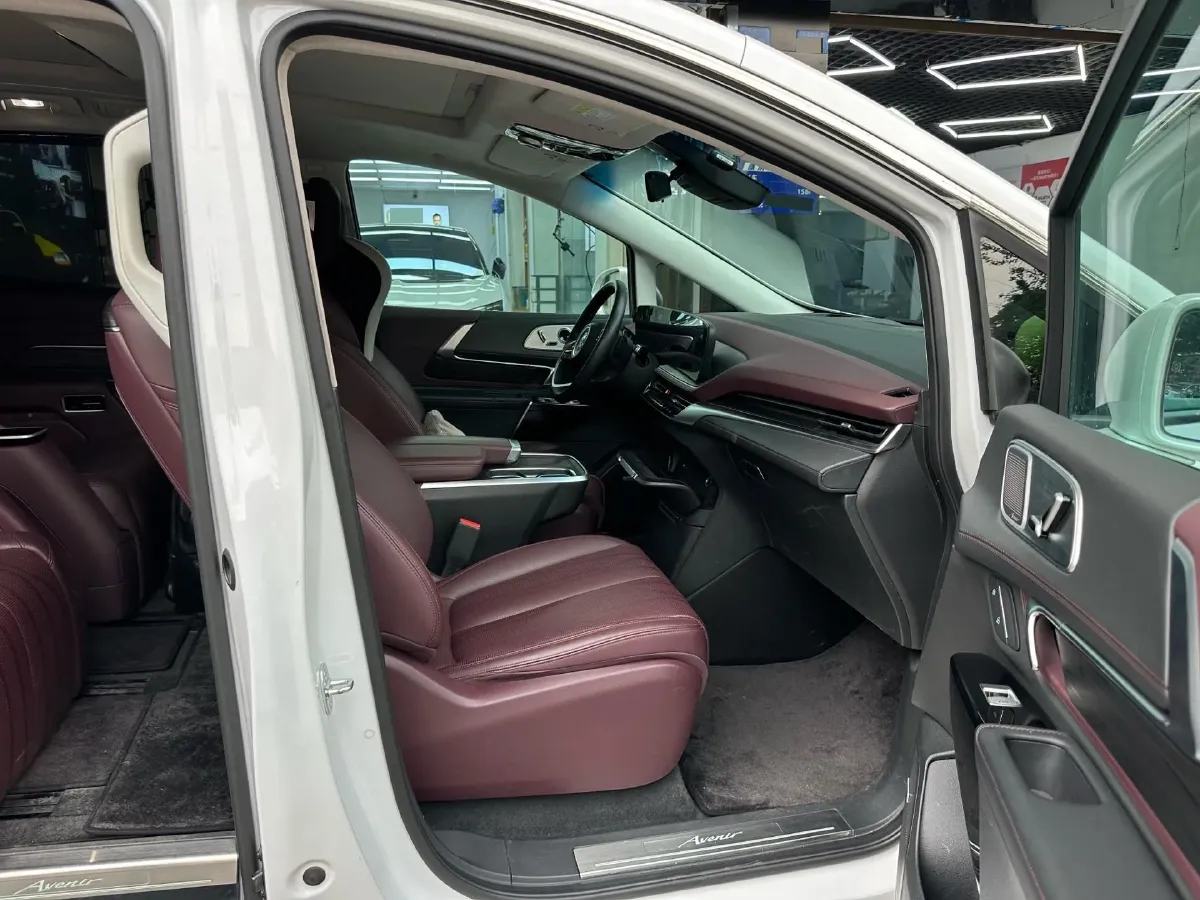2023 Buick Century 2.0T 237HP L4 9AT,autocango,china used car exporter,china ev exporter,chinese used car exporter,chinese used ev exporter