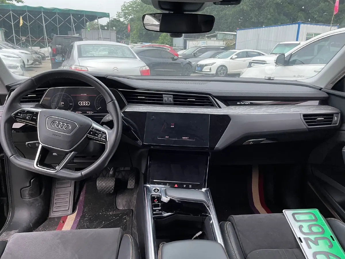 2021 Audi e-tron BEV 96.7KWH,autocango,china used car exporter,china ev exporter,chinese used car exporter,chinese used ev exporter