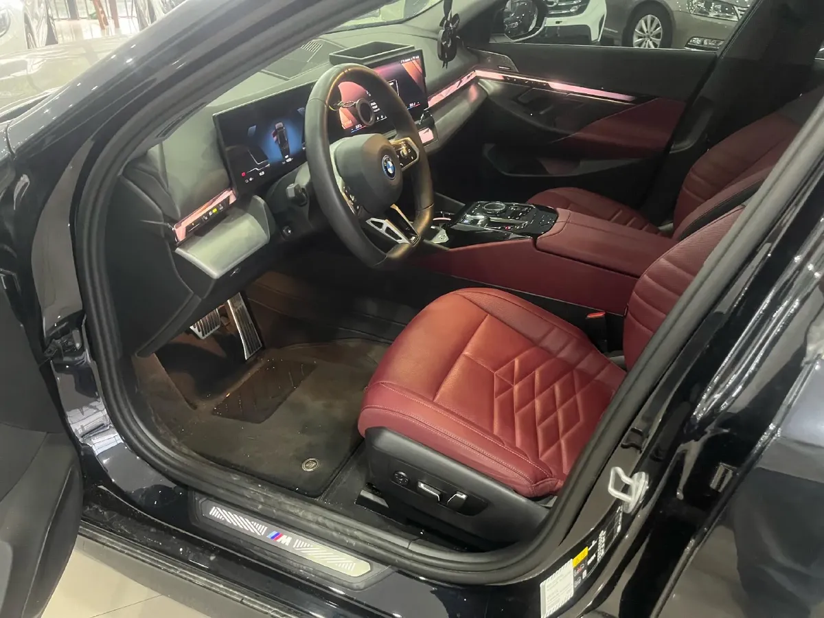 2025 BMW i5 BEV 96.96KWH,autocango,china used car exporter,china ev exporter,chinese used car exporter,chinese used ev exporter