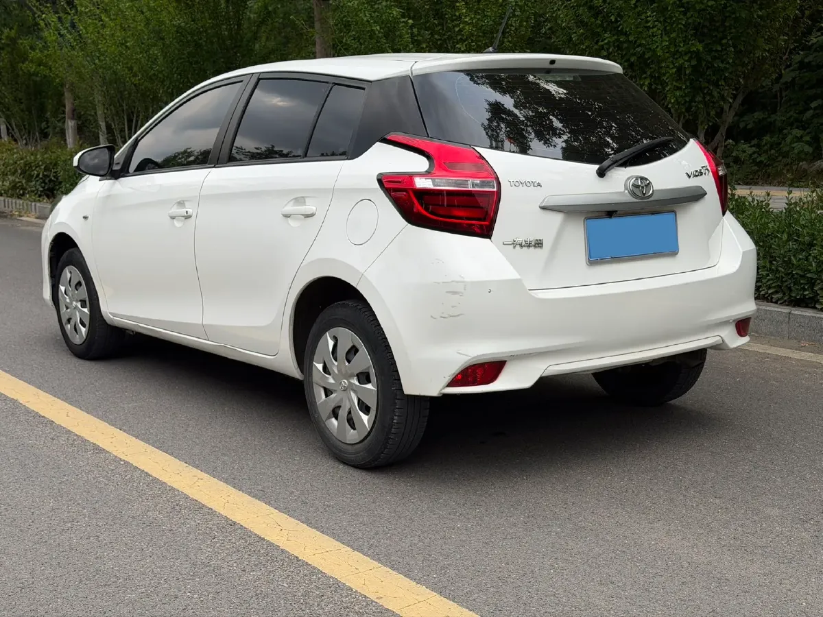 2019 Toyota Vios FS 1.5L 110HP L4 5MT,autocango,china used car exporter,china ev exporter,chinese used car exporter,chinese used ev exporter