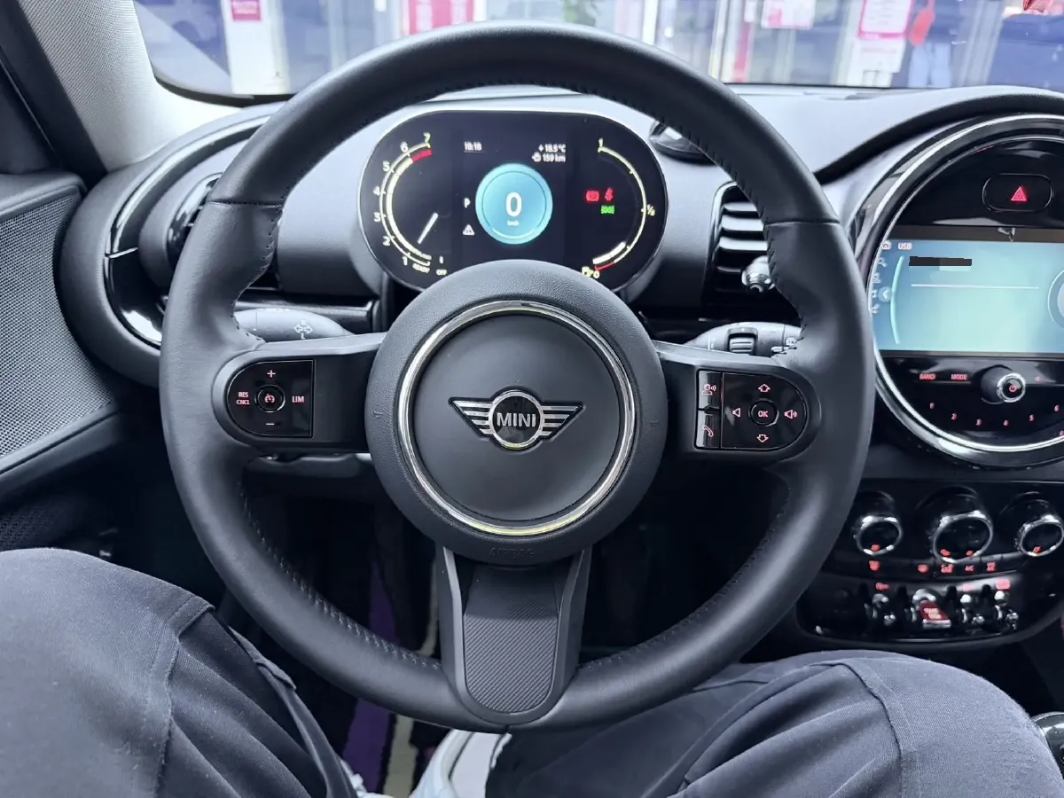 2023 MINI CLUBMAN 1.5T 136HP L3 7DCT,autocango,china used car exporter,china ev exporter,chinese used car exporter,chinese used ev exporter