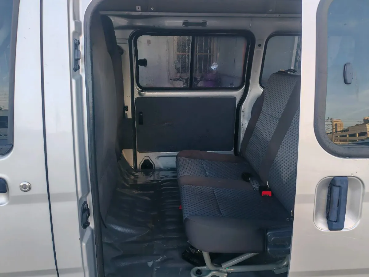 2020 WuLing ZhiGuang 1.2L 76HP L4 5MT,autocango,china used car exporter,china ev exporter,chinese used car exporter,chinese used ev exporter