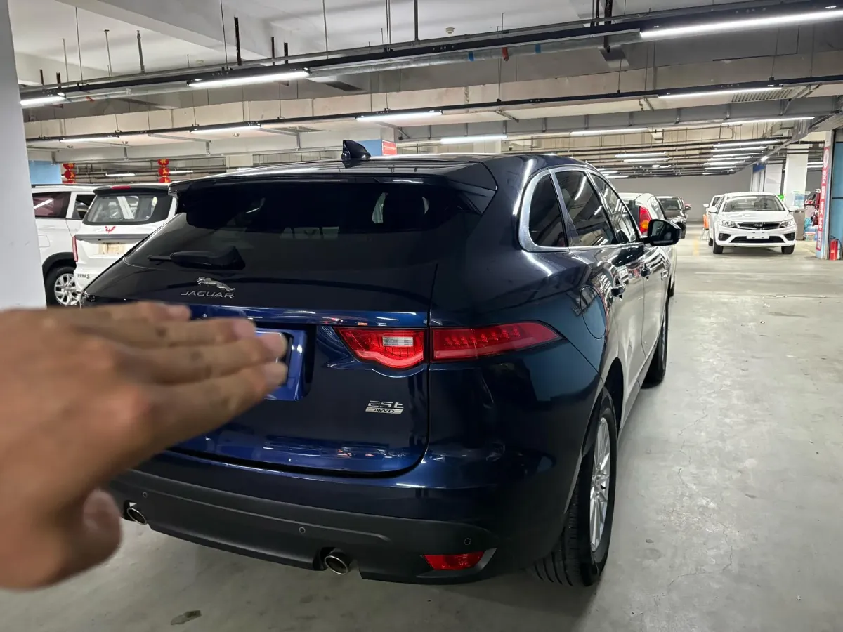 2018 Jaguar F-PACE 2.0T 250HP L4 8AT,autocango,china used car exporter,china ev exporter,chinese used car exporter,chinese used ev exporter