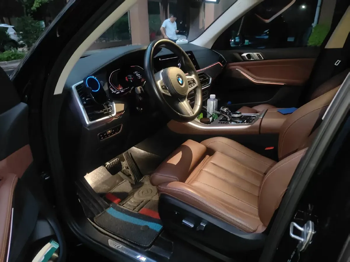 2020 BMW X5 2.0T 265HP L4 8AT,autocango,china used car exporter,china ev exporter,chinese used car exporter,chinese used ev exporter