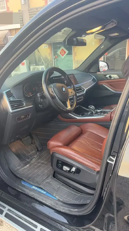 2020 BMW X7 3.0T 340HP L6 8AT,autocango,china used car exporter,china ev exporter,chinese used car exporter,chinese used ev exporter