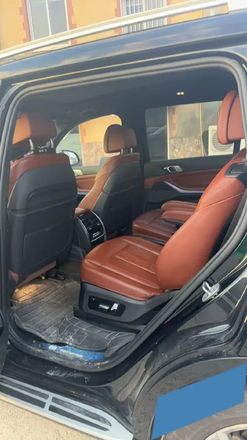 2020 BMW X7 3.0T 340HP L6 8AT,autocango,china used car exporter,china ev exporter,chinese used car exporter,chinese used ev exporter