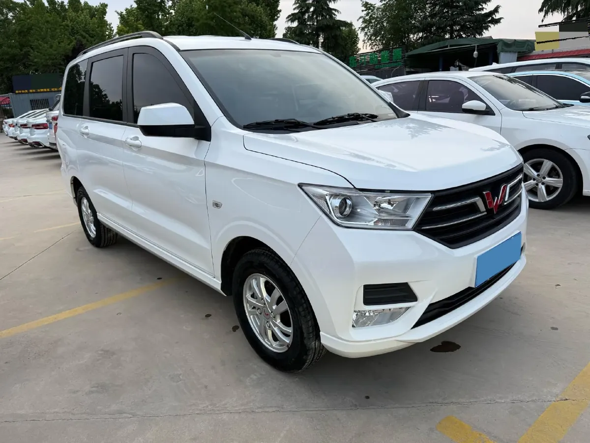 2021 Yema SiPaiKa 1.5L 109HP L4 5MT,autocango,china used car exporter,china ev exporter,chinese used car exporter,chinese used ev exporter