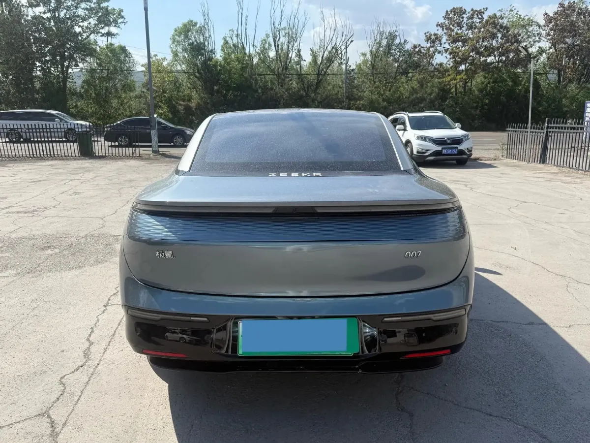 2024 Zeekr 007 BEV 75KWH,autocango,china used car exporter,china ev exporter,chinese used car exporter,chinese used ev exporter