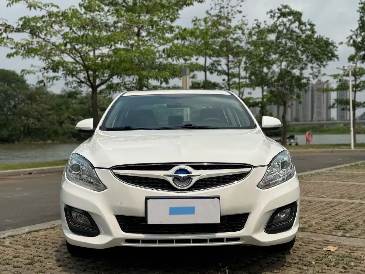 2017 HaiMa M6 1.5T 163HP L4 CVT,autocango,china used car exporter,china ev exporter,chinese used car exporter,chinese used ev exporter