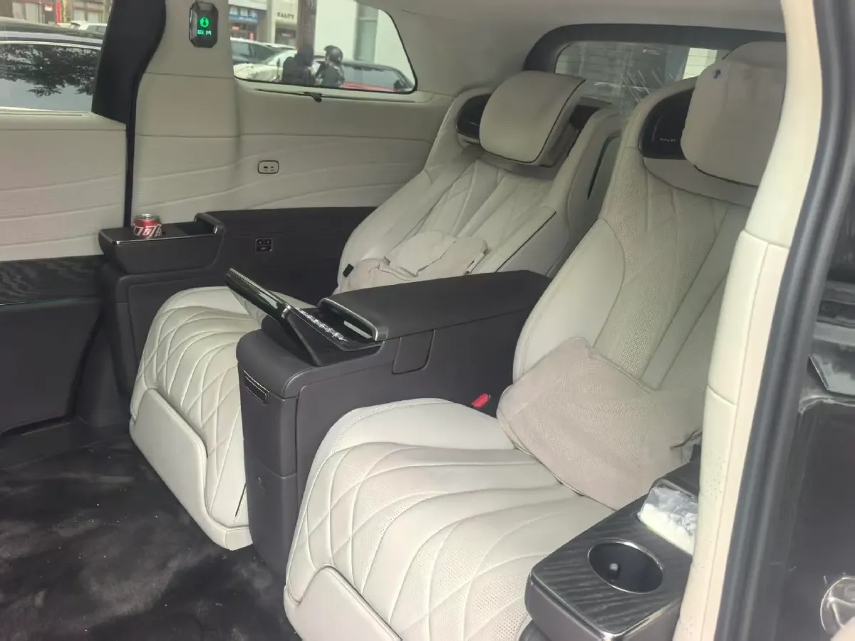 2023 Denza D9 1.5T 139HP L4 E-CVT PHEV 40KWH,autocango,china used car exporter,china ev exporter,chinese used car exporter,chinese used ev exporter