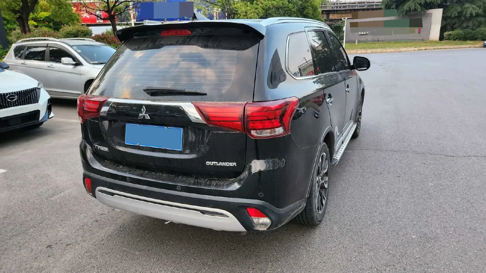 2019 Mitsubishi Outlander 2.4L 192HP L4 CVT,autocango,china used car exporter,china ev exporter,chinese used car exporter,chinese used ev exporter