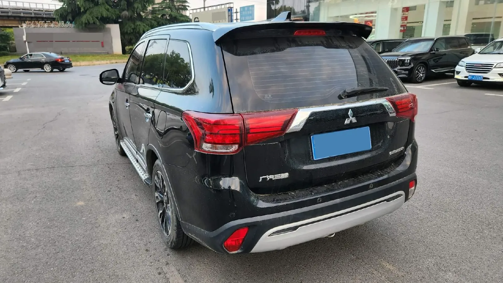 2019 Mitsubishi Outlander 2.4L 192HP L4 CVT,autocango,china used car exporter,china ev exporter,chinese used car exporter,chinese used ev exporter