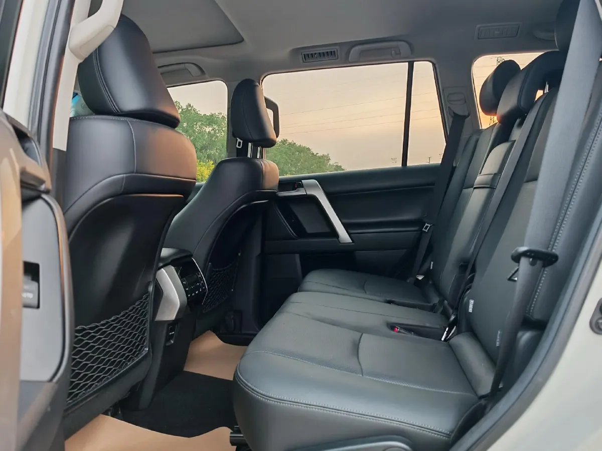 2018 Toyota Land Cruiser Prado 3.5L 280HP V6 6AT,autocango,china used car exporter,china ev exporter,chinese used car exporter,chinese used ev exporter