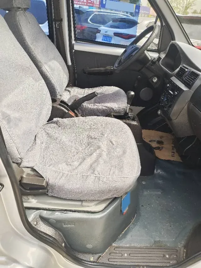 2023 WuLing RongGuang Mini Truck 1.5L 102HP L4 5MT,autocango,china used car exporter,china ev exporter,chinese used car exporter,chinese used ev exporter