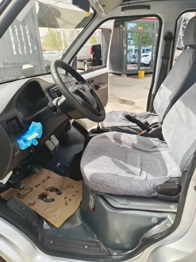2023 WuLing RongGuang Mini Truck 1.5L 102HP L4 5MT,autocango,china used car exporter,china ev exporter,chinese used car exporter,chinese used ev exporter