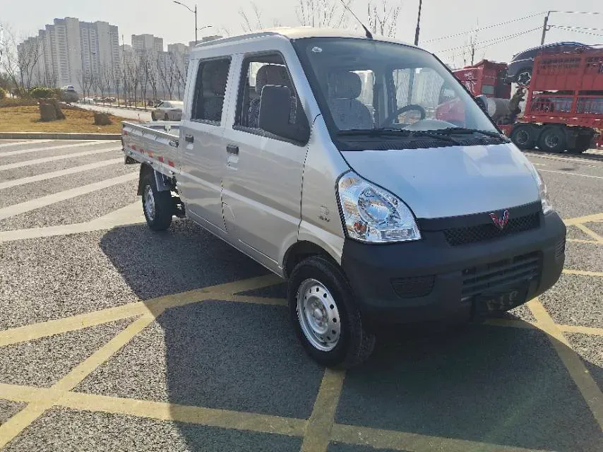 2023 WuLing RongGuang Mini Truck 1.5L 102HP L4 5MT,autocango,china used car exporter,china ev exporter,chinese used car exporter,chinese used ev exporter