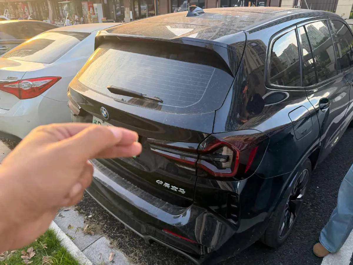 2024 BMW iX3 BEV 80KWH,autocango,china used car exporter,china ev exporter,chinese used car exporter,chinese used ev exporter