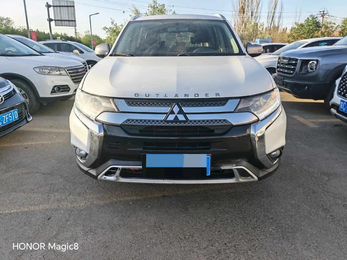 2020 Mitsubishi Outlander 2.0L 166HP L4 CVT,autocango,china used car exporter,china ev exporter,chinese used car exporter,chinese used ev exporter