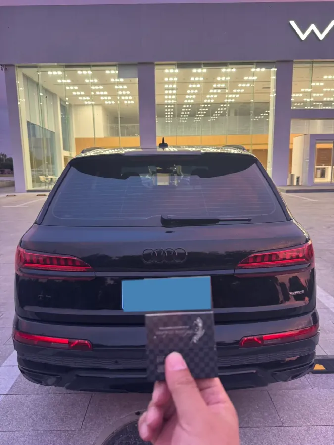 2022 Audi Q7 3.0T 340HP V6 8AT,autocango,china used car exporter,china ev exporter,chinese used car exporter,chinese used ev exporter