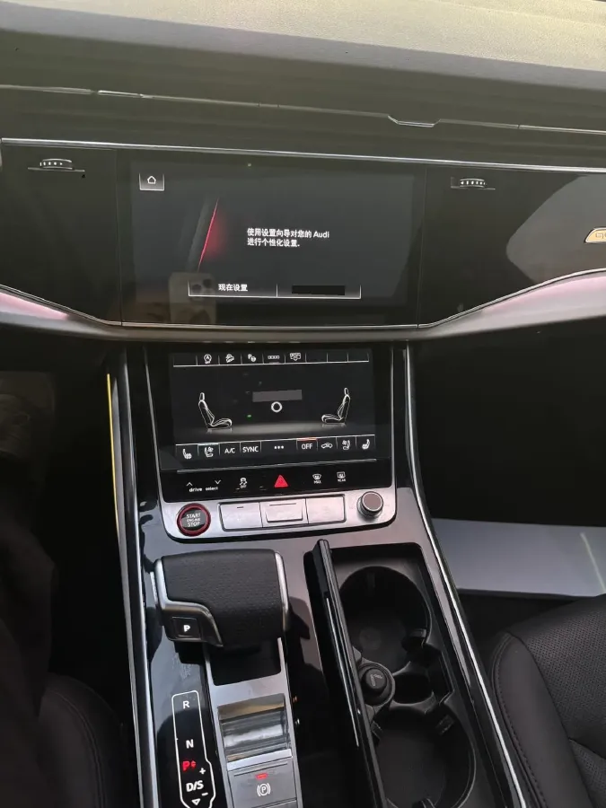 2022 Audi Q7 3.0T 340HP V6 8AT,autocango,china used car exporter,china ev exporter,chinese used car exporter,chinese used ev exporter