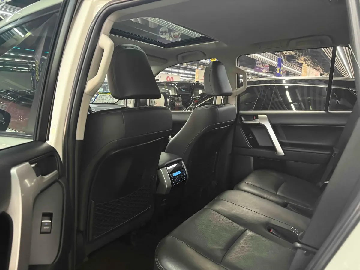 2018 Toyota Land Cruiser Prado 3.5L 280HP V6 6AT,autocango,china used car exporter,china ev exporter,chinese used car exporter,chinese used ev exporter