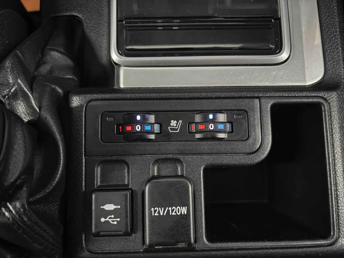 2018 Toyota Land Cruiser Prado 3.5L 280HP V6 6AT,autocango,china used car exporter,china ev exporter,chinese used car exporter,chinese used ev exporter