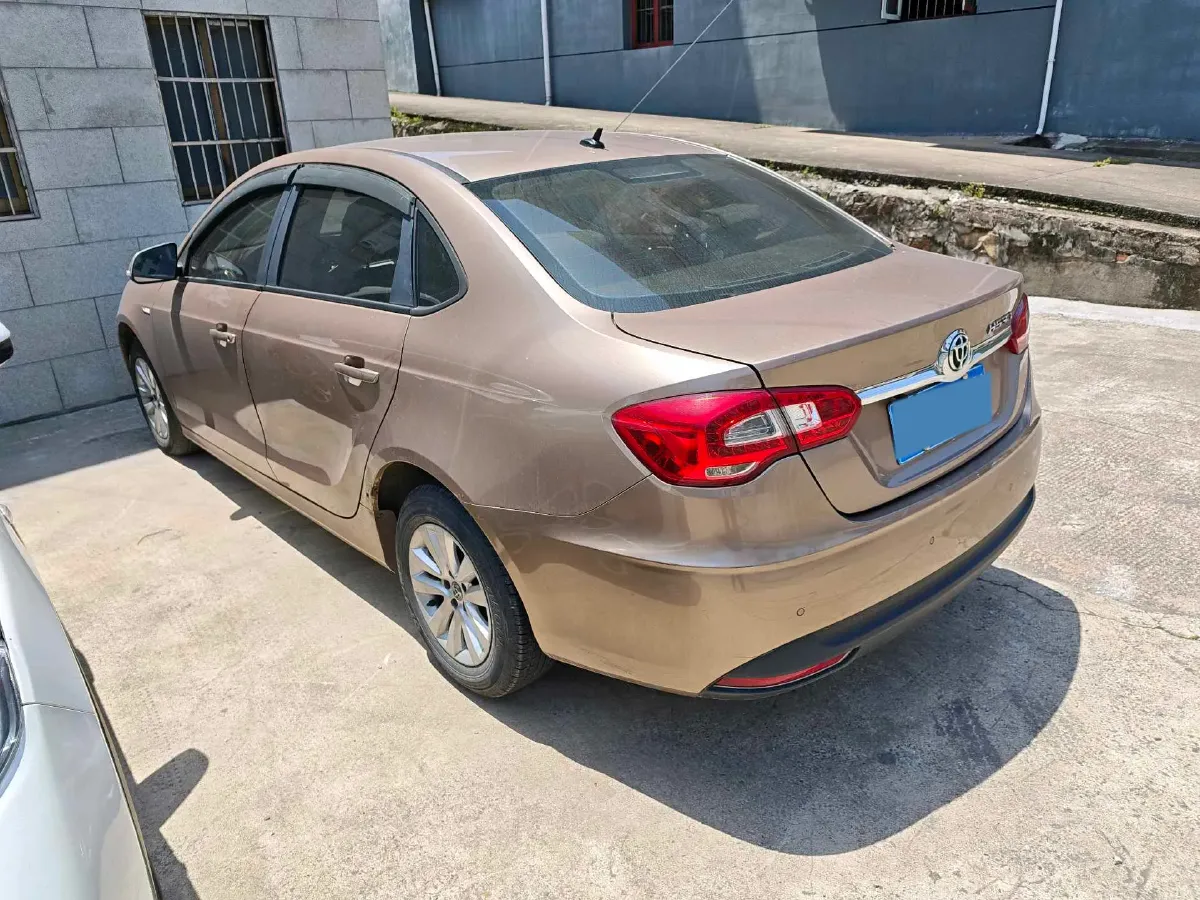 2017 Brilliance Auto H530 1.6L 118HP L4 5AT,autocango,china used car exporter,china ev exporter,chinese used car exporter,chinese used ev exporter