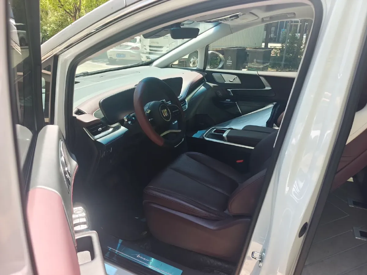 2023 Buick Century 2.0T 237HP L4 9AT,autocango,china used car exporter,china ev exporter,chinese used car exporter,chinese used ev exporter