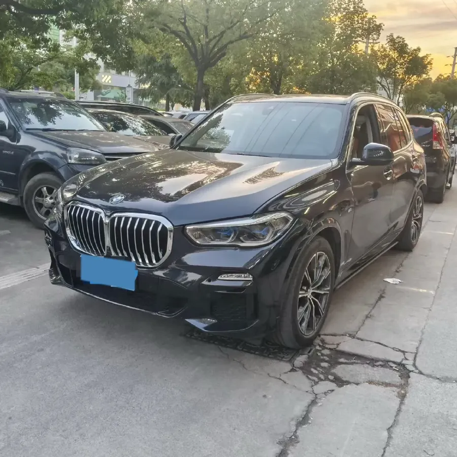 2021 BMW X5 3.0T 340HP L6 8AT,autocango,china used car exporter,china ev exporter,chinese used car exporter,chinese used ev exporter
