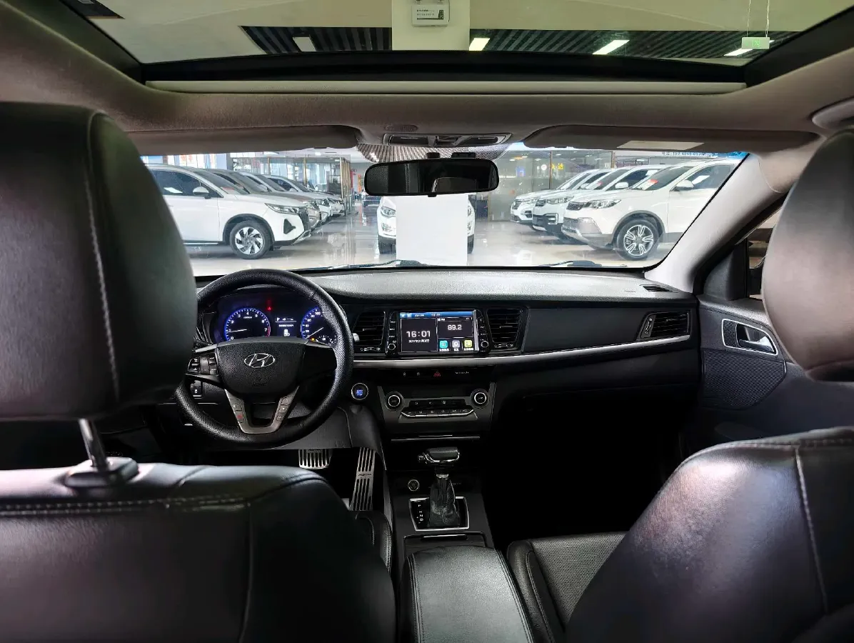 2017 Hyundai Mistra 1.8L 143HP L4 6AT,autocango,china used car exporter,china ev exporter,chinese used car exporter,chinese used ev exporter