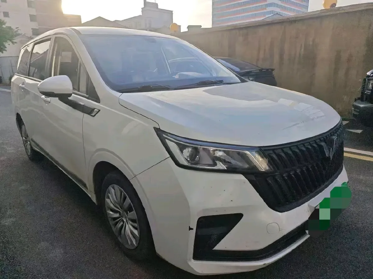 2022 WuLing ZhengChen 2.0L 136HP L4 6MT,autocango,china used car exporter,china ev exporter,chinese used car exporter,chinese used ev exporter