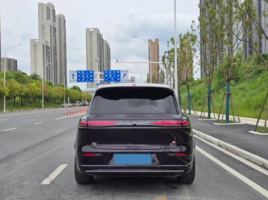 2026 Voyah TaiShan 1.5T 150HP L4 PHEV,autocango,china used car exporter,china ev exporter,chinese used car exporter,chinese used ev exporter