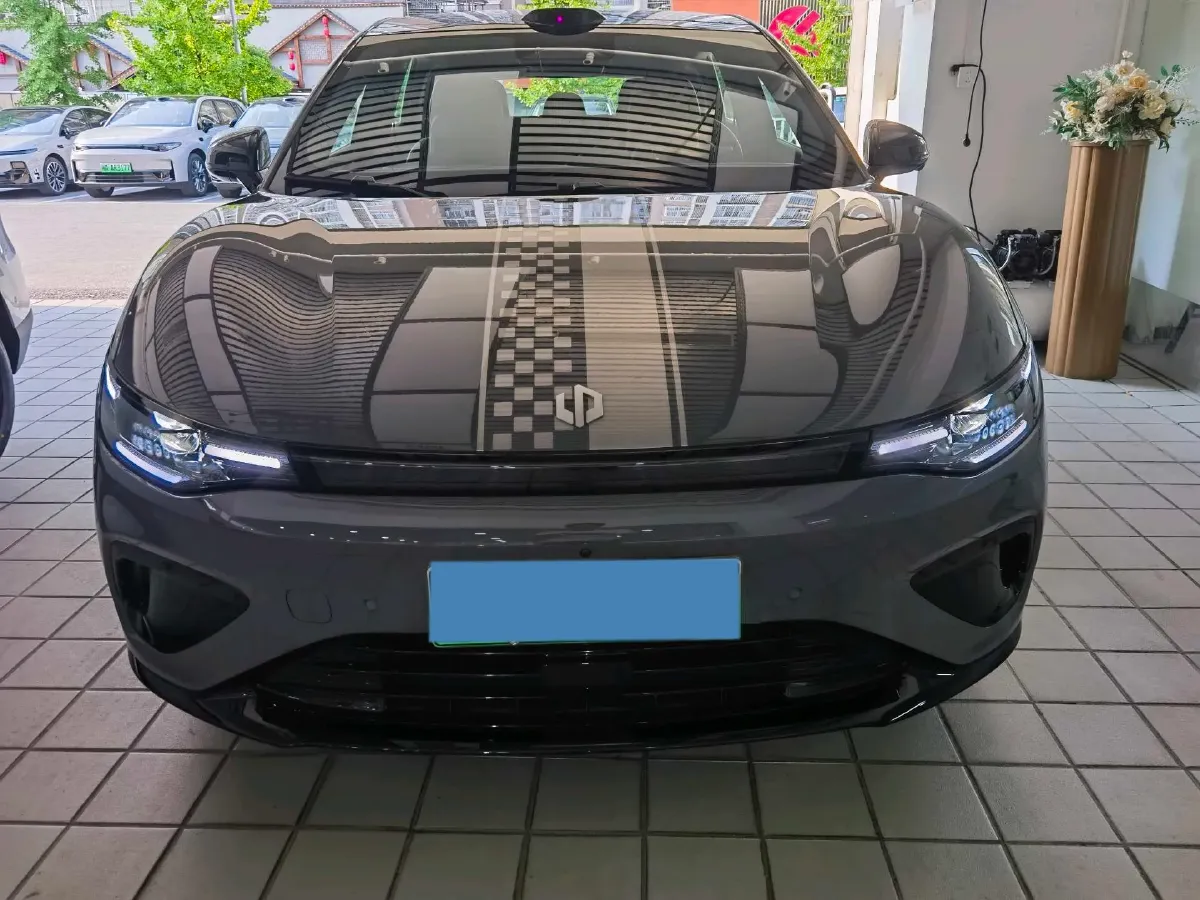 2026 Leapmotor Lafa5 BEV,autocango,china used car exporter,china ev exporter,chinese used car exporter,chinese used ev exporter
