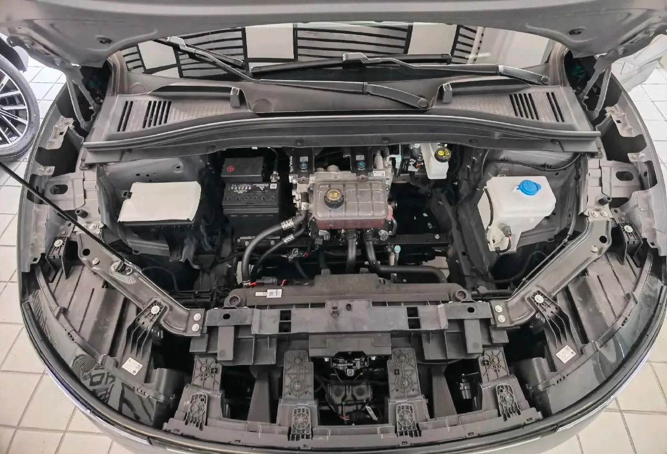 2026 Leapmotor Lafa5 BEV,autocango,china used car exporter,china ev exporter,chinese used car exporter,chinese used ev exporter