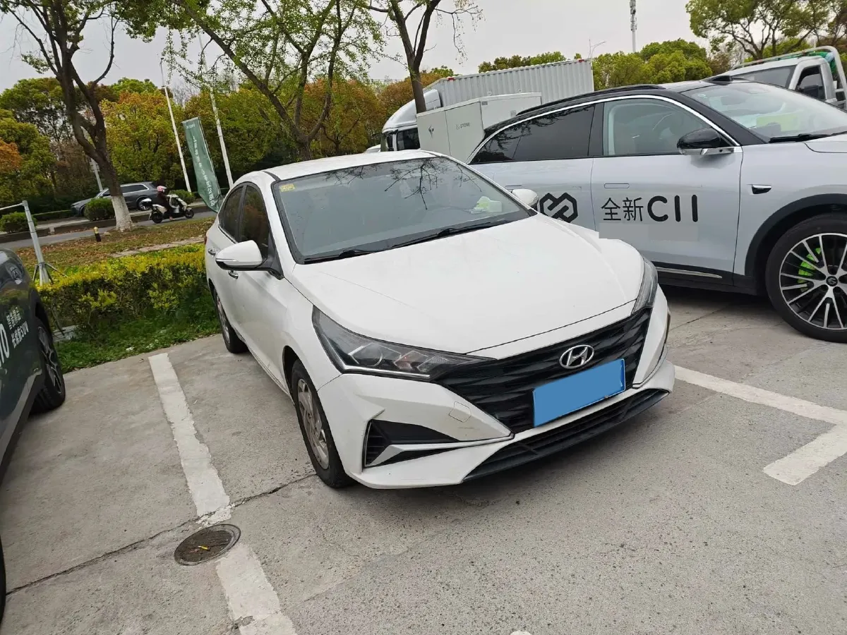 2020 Hyundai Verna 1.4L 100HP L4 6MT,autocango,china used car exporter,china ev exporter,chinese used car exporter,chinese used ev exporter