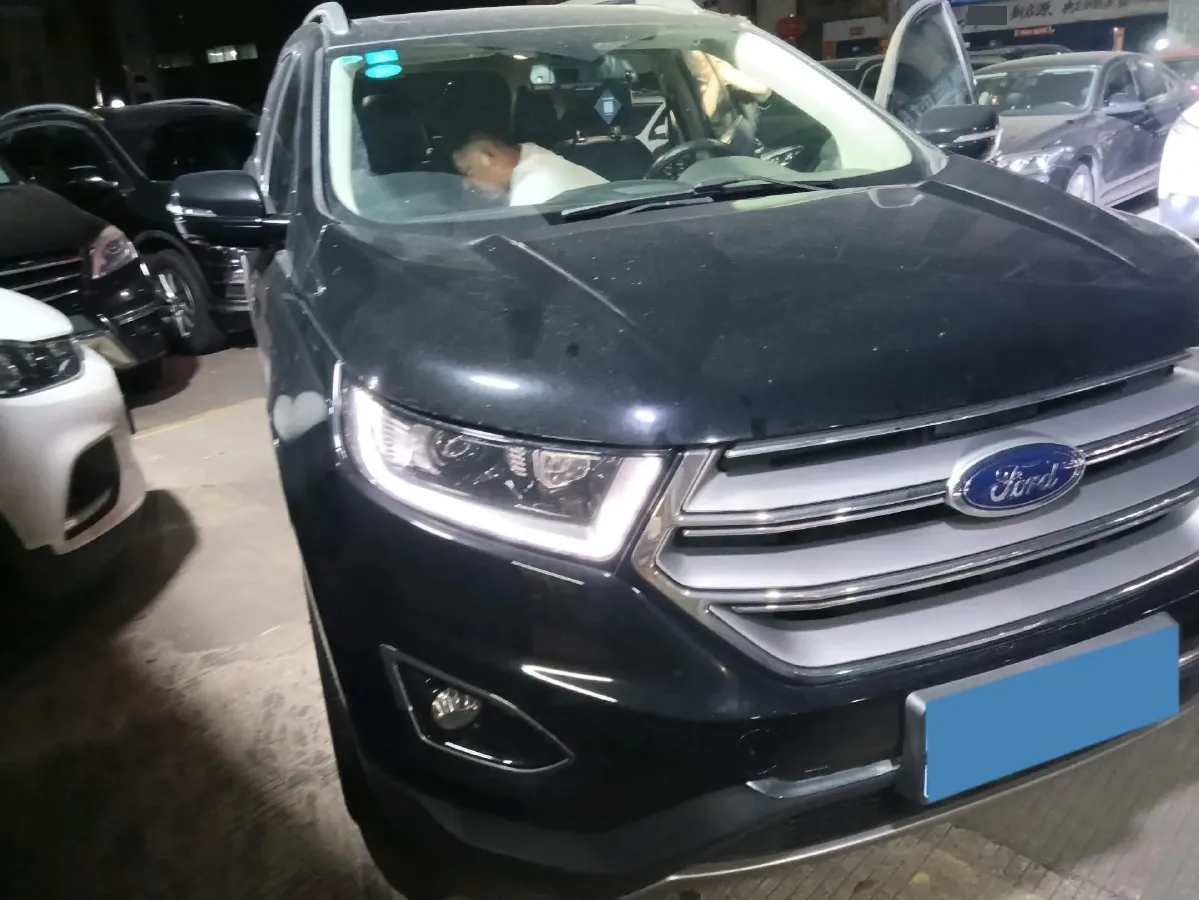 2018 Ford Edge 2.0T 245HP L4 6AT,autocango,china used car exporter,china ev exporter,chinese used car exporter,chinese used ev exporter