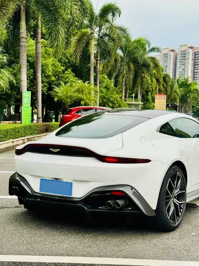 2023 Aston Martin V8 Vantage 4.0T 510HP V8 8AT,autocango,china used car exporter,china ev exporter,chinese used car exporter,chinese used ev exporter