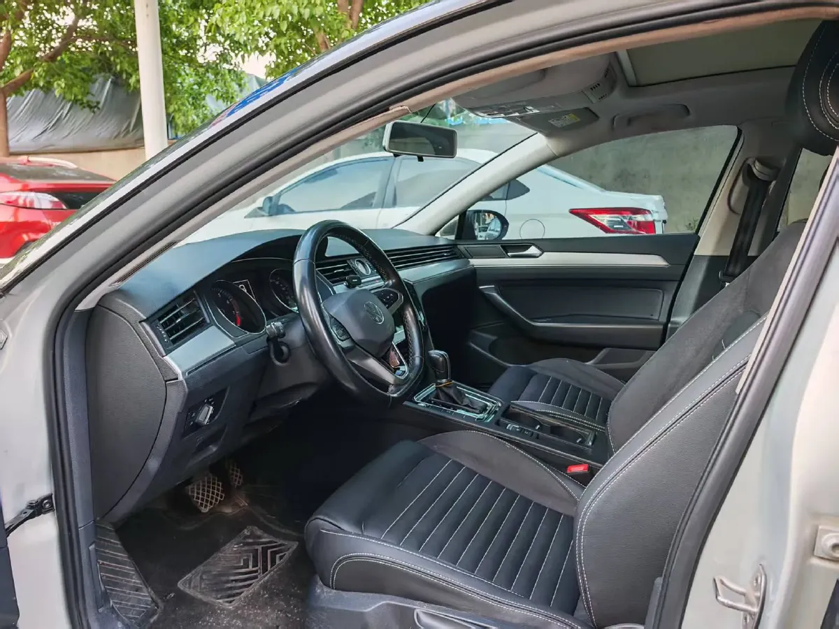 2019 Citroen C6 1.6T 170HP L4 6AT,autocango,china used car exporter,china ev exporter,chinese used car exporter,chinese used ev exporter