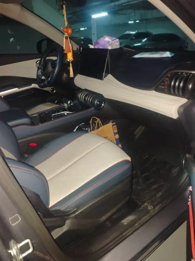 2022 Hycan Z03 BEV 64.23KWH,autocango,china used car exporter,china ev exporter,chinese used car exporter,chinese used ev exporter