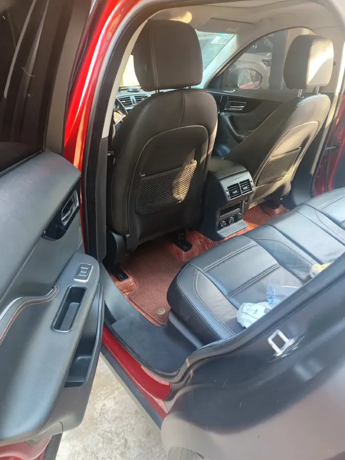 2018 Jaguar F-PACE 2.0T 250HP L4 8AT,autocango,china used car exporter,china ev exporter,chinese used car exporter,chinese used ev exporter