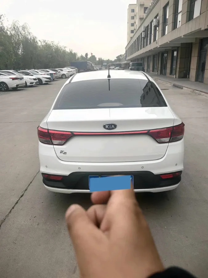 2017 Kia K2 1.4L 100HP L4 6MT,autocango,china used car exporter,china ev exporter,chinese used car exporter,chinese used ev exporter