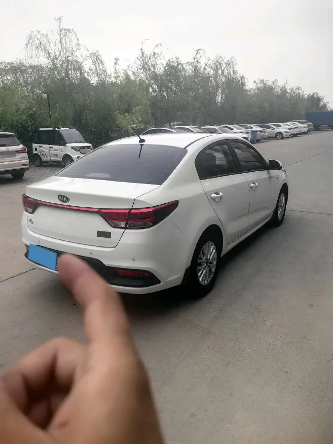 2017 Kia K2 1.4L 100HP L4 6MT,autocango,china used car exporter,china ev exporter,chinese used car exporter,chinese used ev exporter