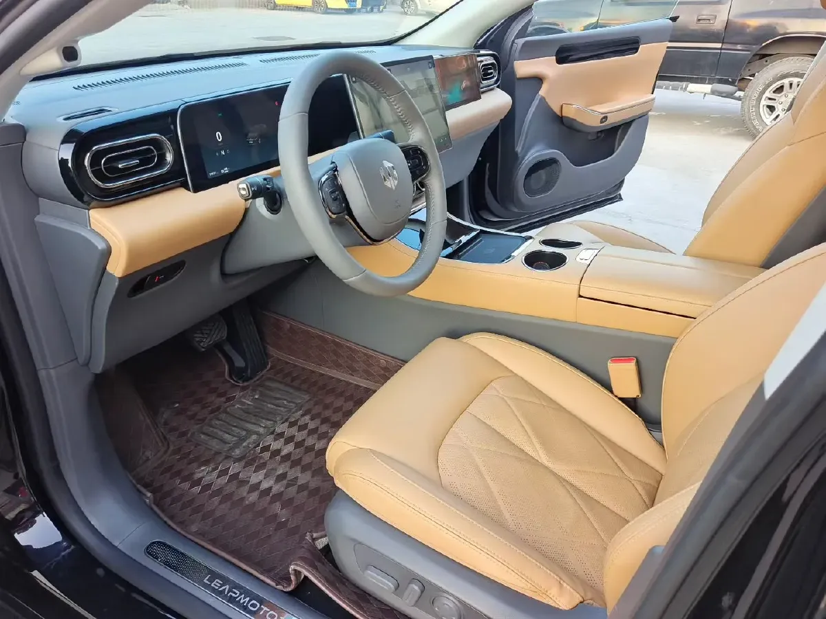 2024 Leapmotor C01 BEV 62.8KWH,autocango,china used car exporter,china ev exporter,chinese used car exporter,chinese used ev exporter
