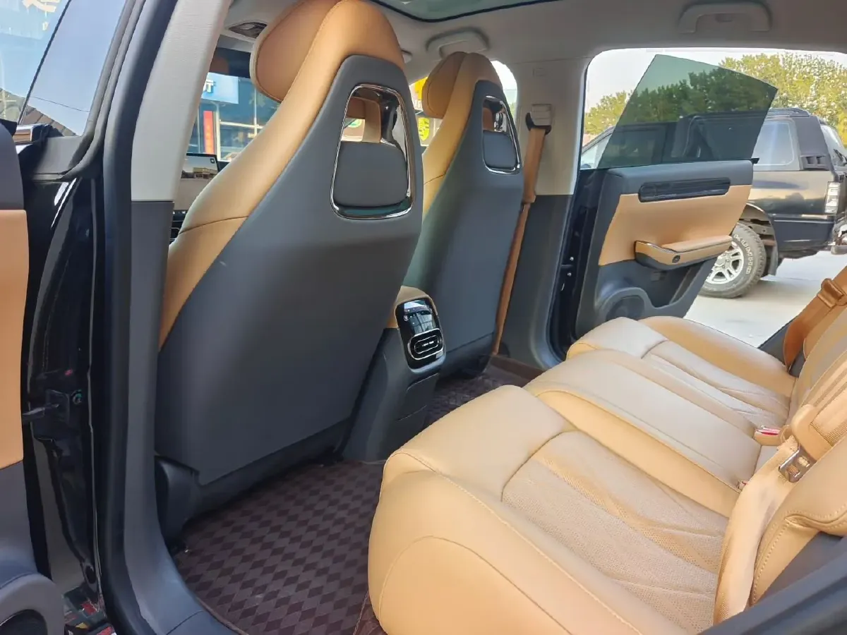 2024 Leapmotor C01 BEV 62.8KWH,autocango,china used car exporter,china ev exporter,chinese used car exporter,chinese used ev exporter