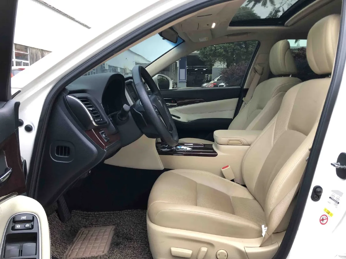 2018 Infiniti Q50L 2.0T 211HP L4 7AT,autocango,china used car exporter,china ev exporter,chinese used car exporter,chinese used ev exporter
