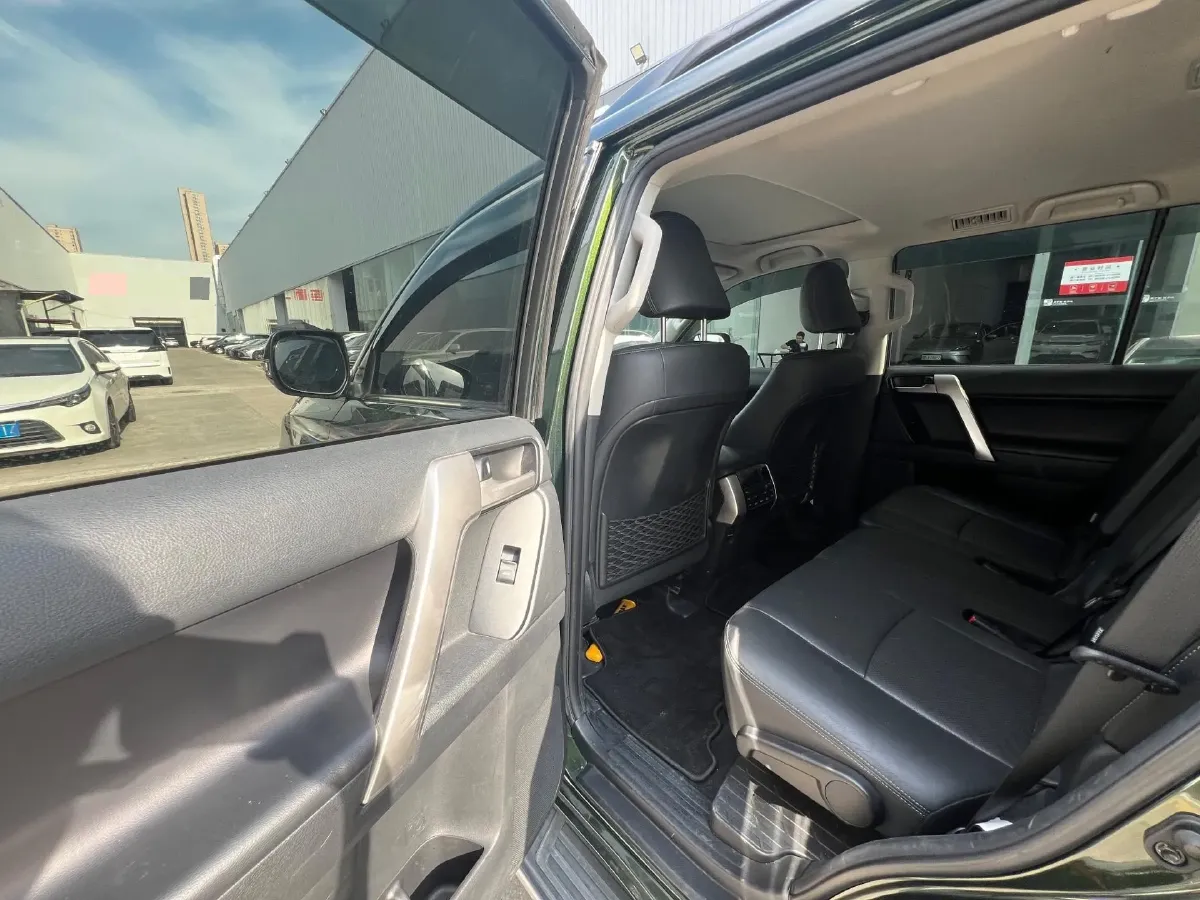 2019 Toyota Land Cruiser Prado 3.5L 280HP V6 6AT,autocango,china used car exporter,china ev exporter,chinese used car exporter,chinese used ev exporter