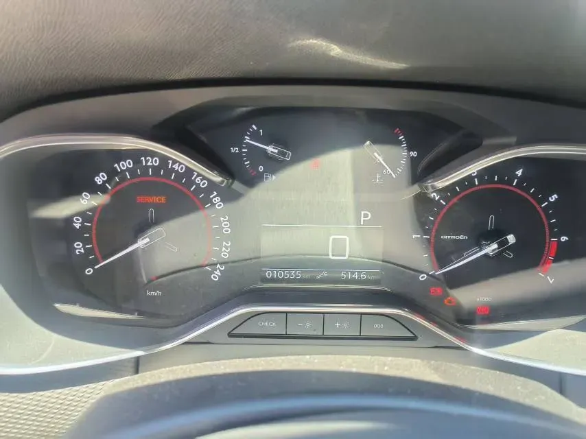 2021 Citroen C6 1.8T 211HP L4 8AT,autocango,china used car exporter,china ev exporter,chinese used car exporter,chinese used ev exporter